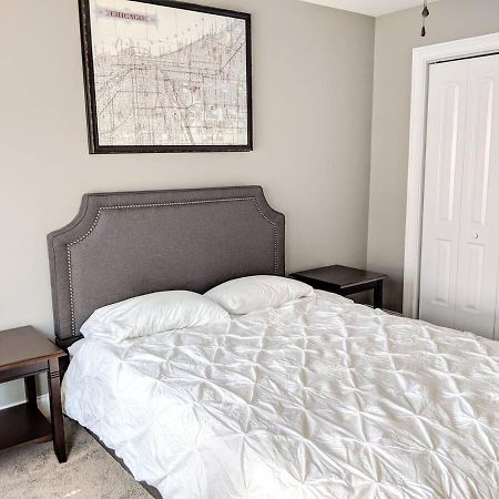Spacious Deluxe House For You, Your Family And Friends Charlotte Eksteriør billede